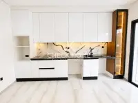 Villa Nova 3 - 6
