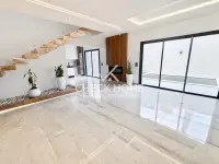 Villa Nova 3 - 5